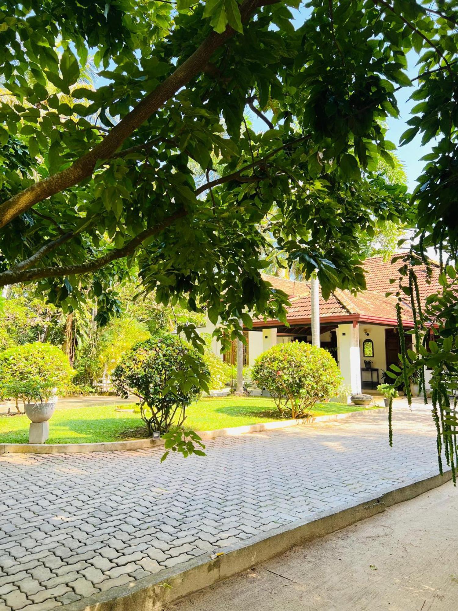 Krishan Villa Negombo Ngoại thất bức ảnh